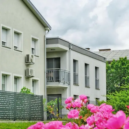 Apartment Lili - Lj Apartments Curnovec